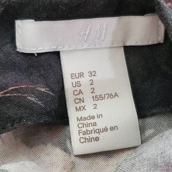 H&M Women's Crane Print Blouse Black Pink Bird Tie Sleeve Top US 2 Size 32 Visco - Picture 6 of 7